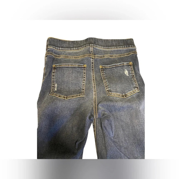 Spanx Distressed Ankle Skinny Jegging - Picture 6 of 8